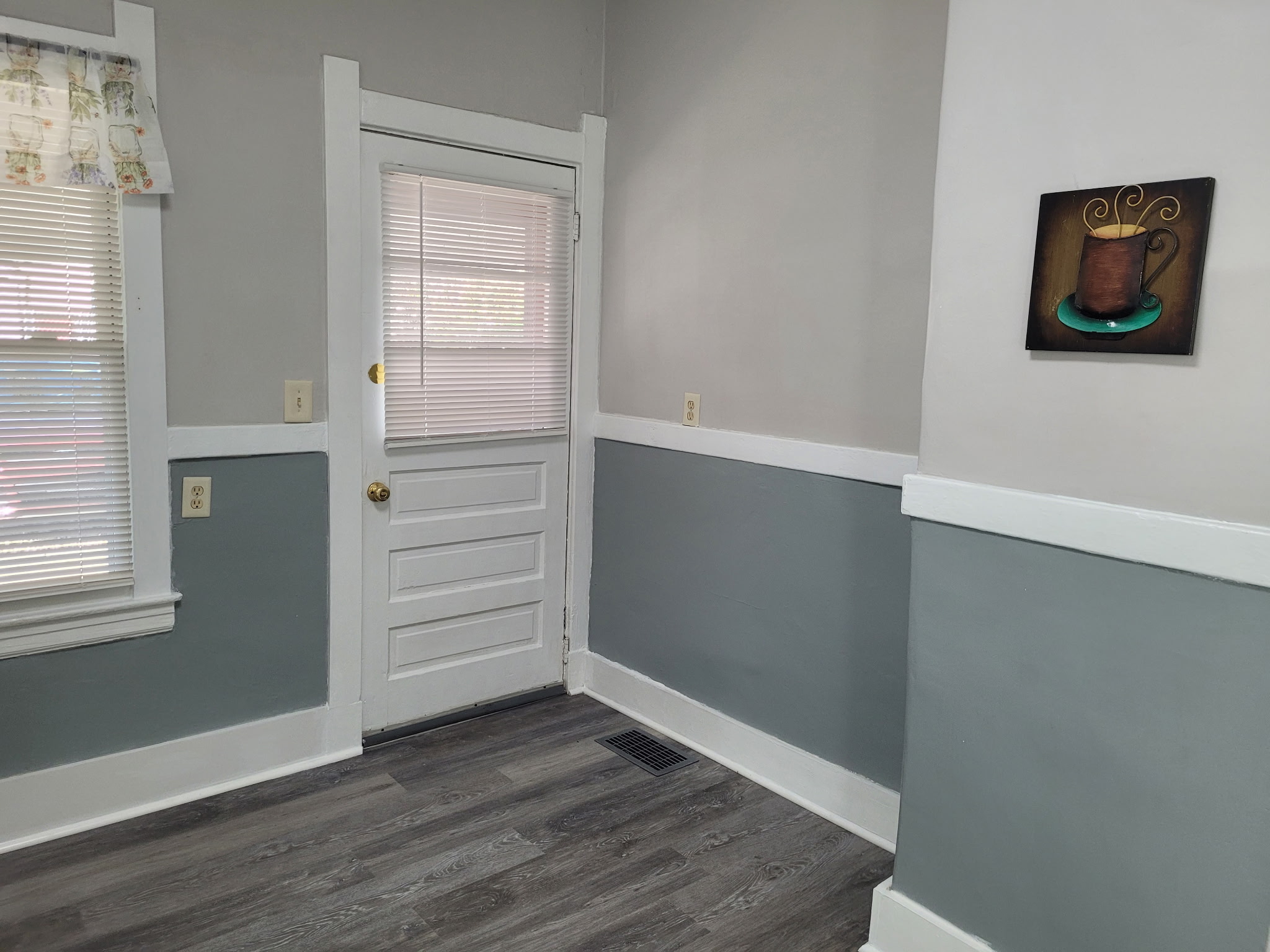 112 Boston Ct – photo 5