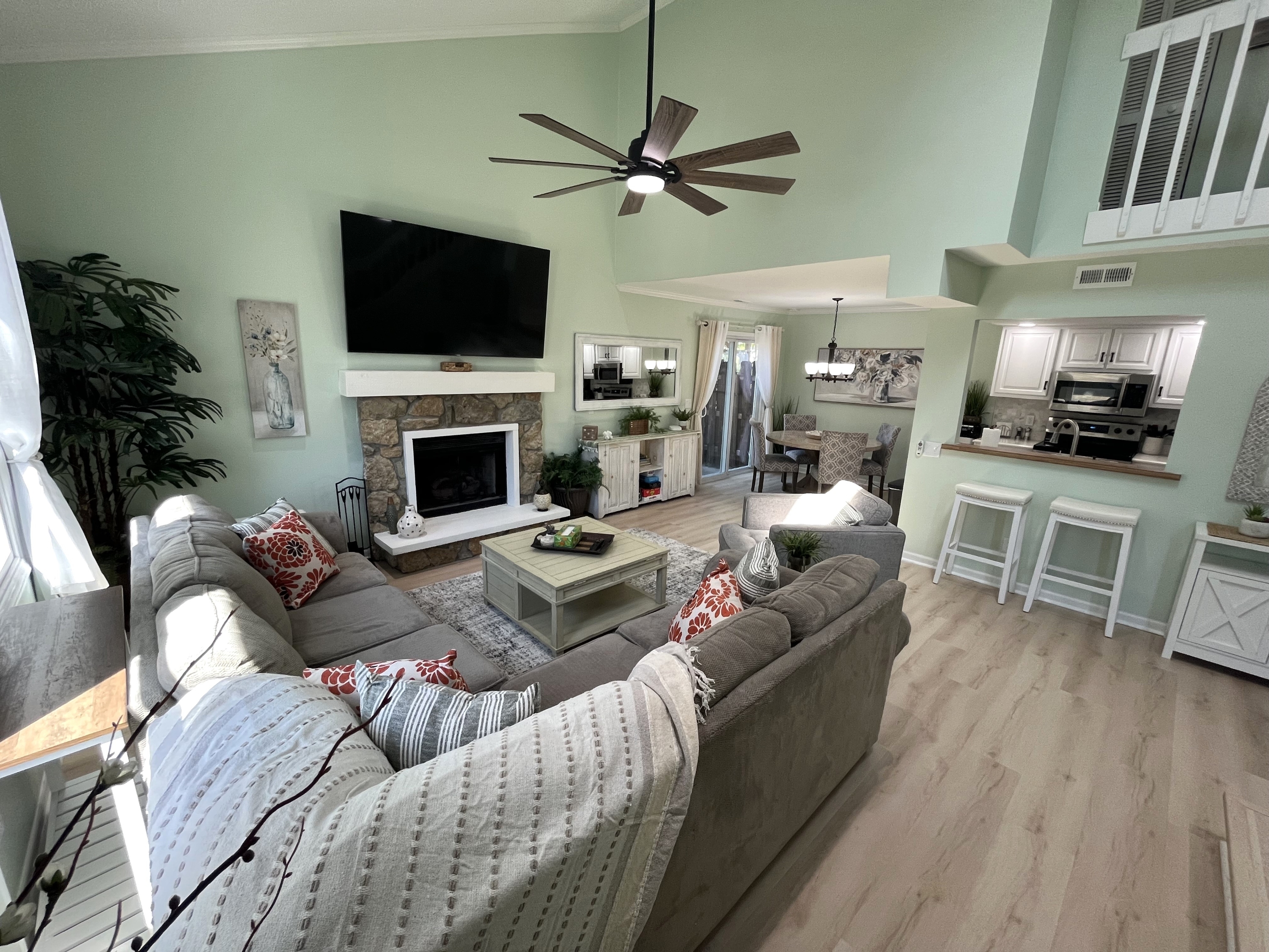 6220 Crofton Dr – photo 1
