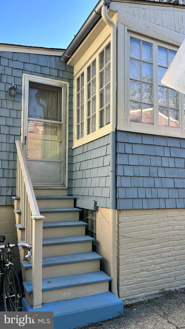 101 Charles St unit B – photo 4