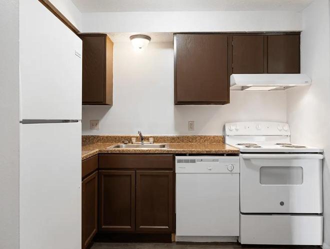 1219 E Perkins Ave – photo 1
