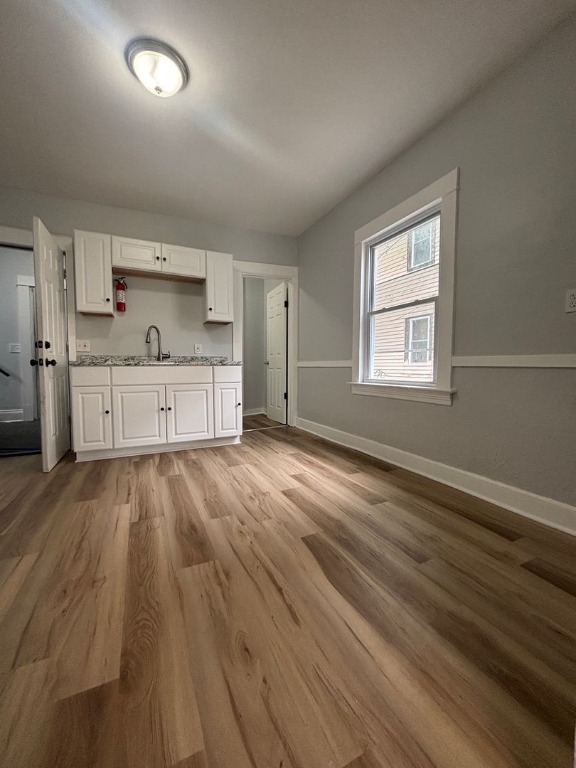 12709 Parkhill Ave unit Unit Down – photo 5