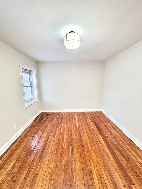 162 Park Ave – photo 1