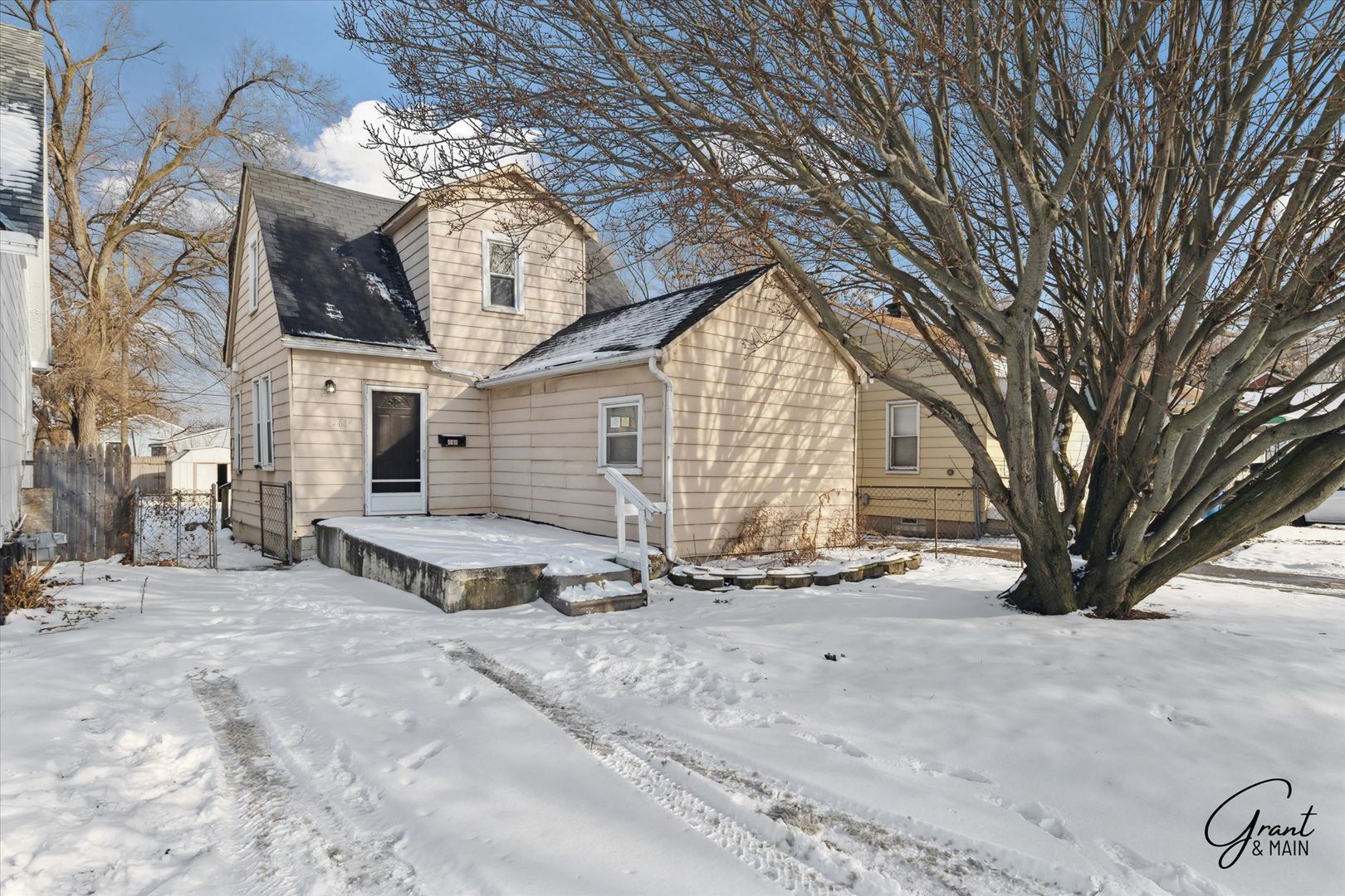 2615 Emmons Ave – photo 1
