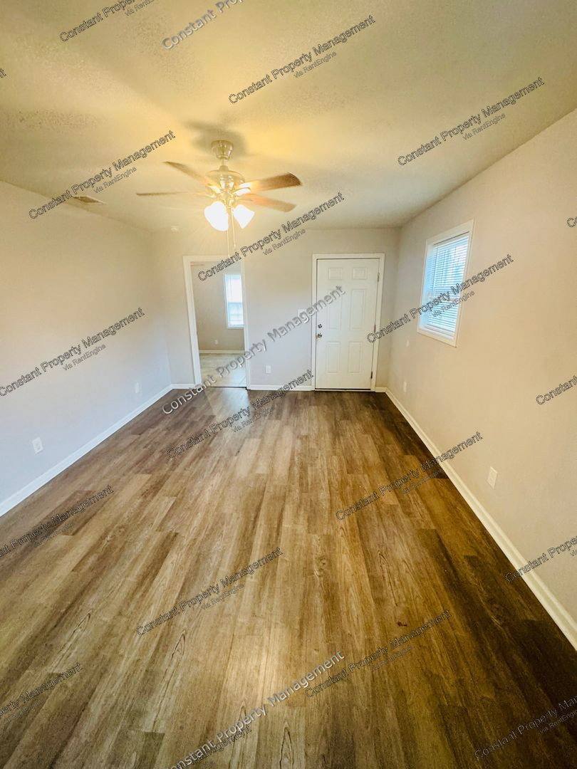 165 Garrison Rd – photo 4