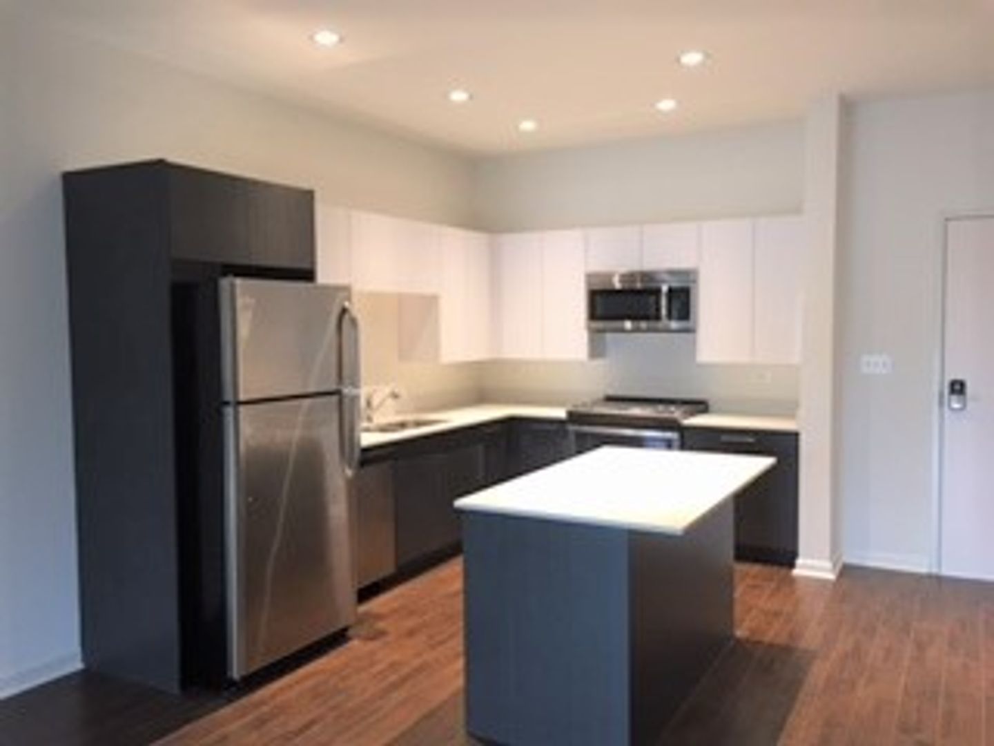 301 McKinley Ave unit 307 – photo 2