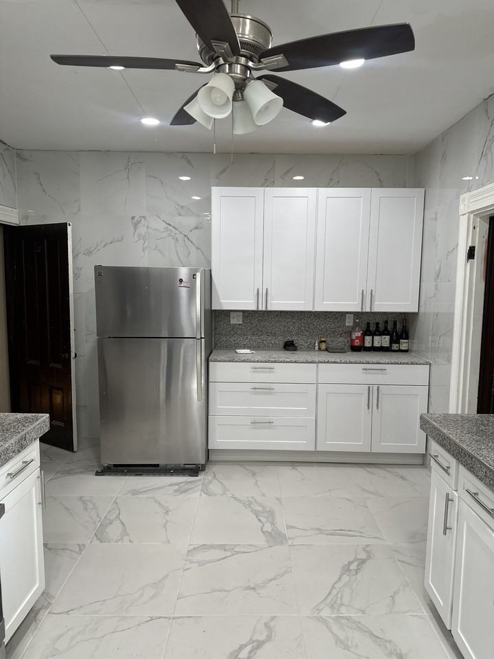 74 Sharon St unit 1 – photo 4
