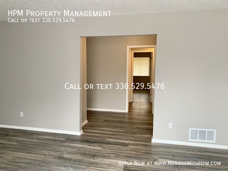 4227 Middlebranch Ave NE – photo 2