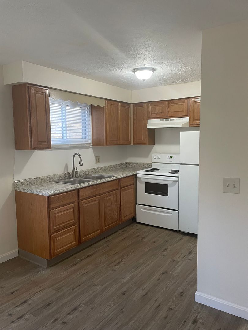 7630 Stuhldreher St NW unit 7630 – photo 4