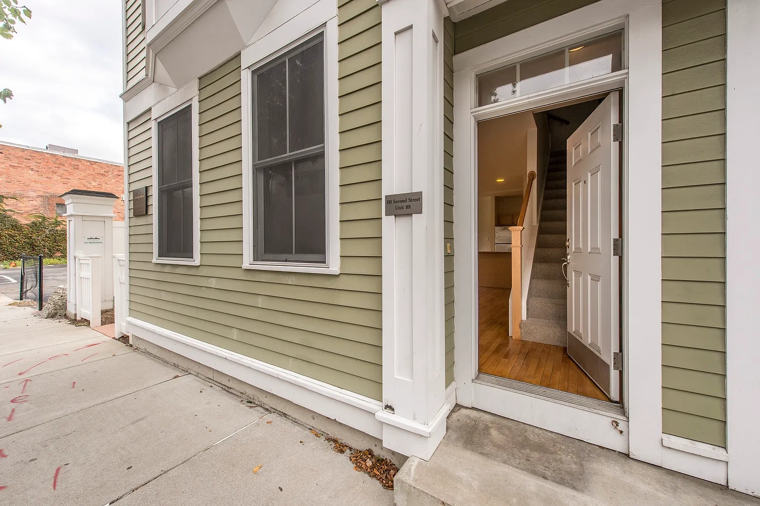 Charles Passage – photo 1