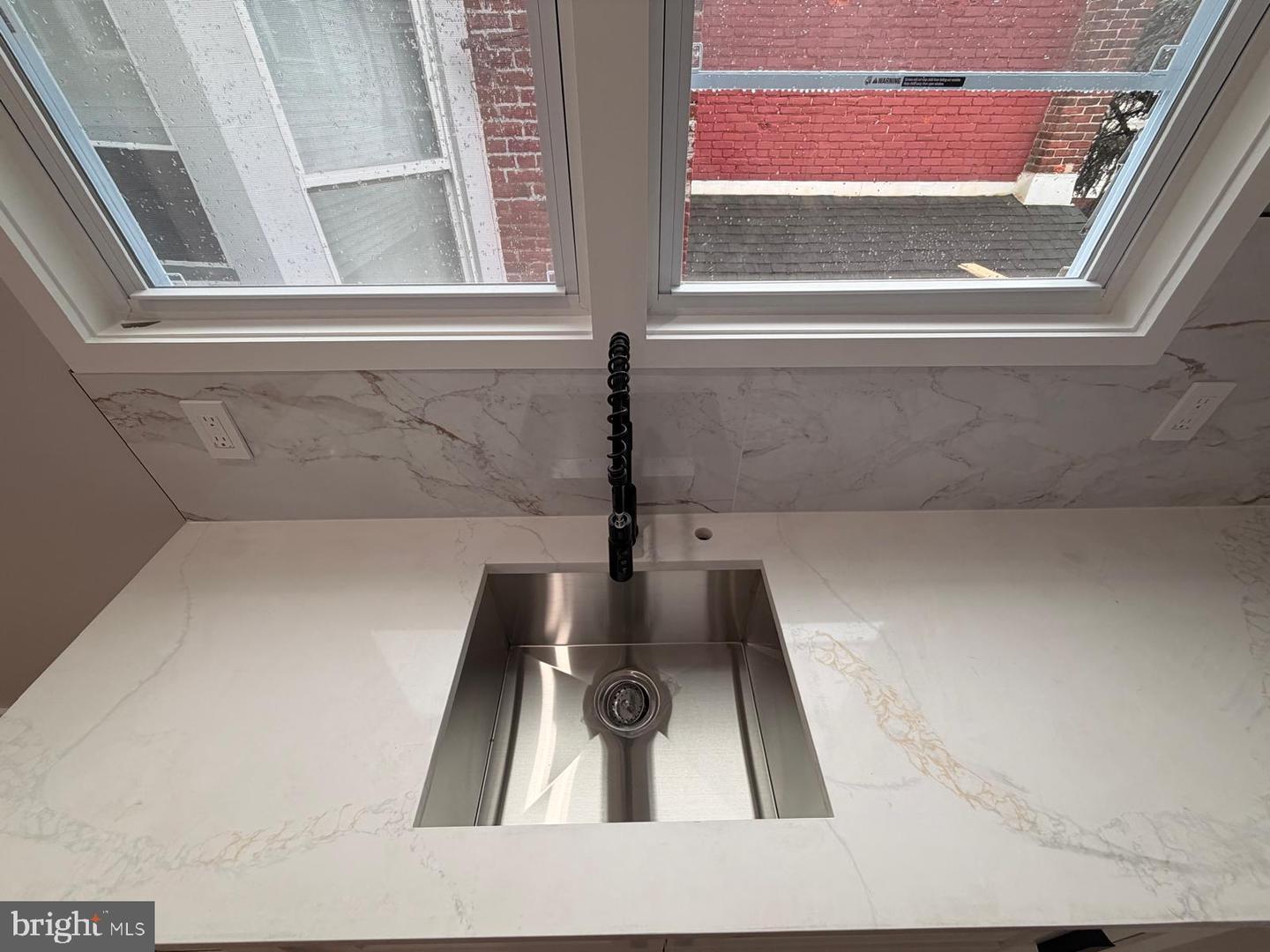 230 N 9th St – photo 4