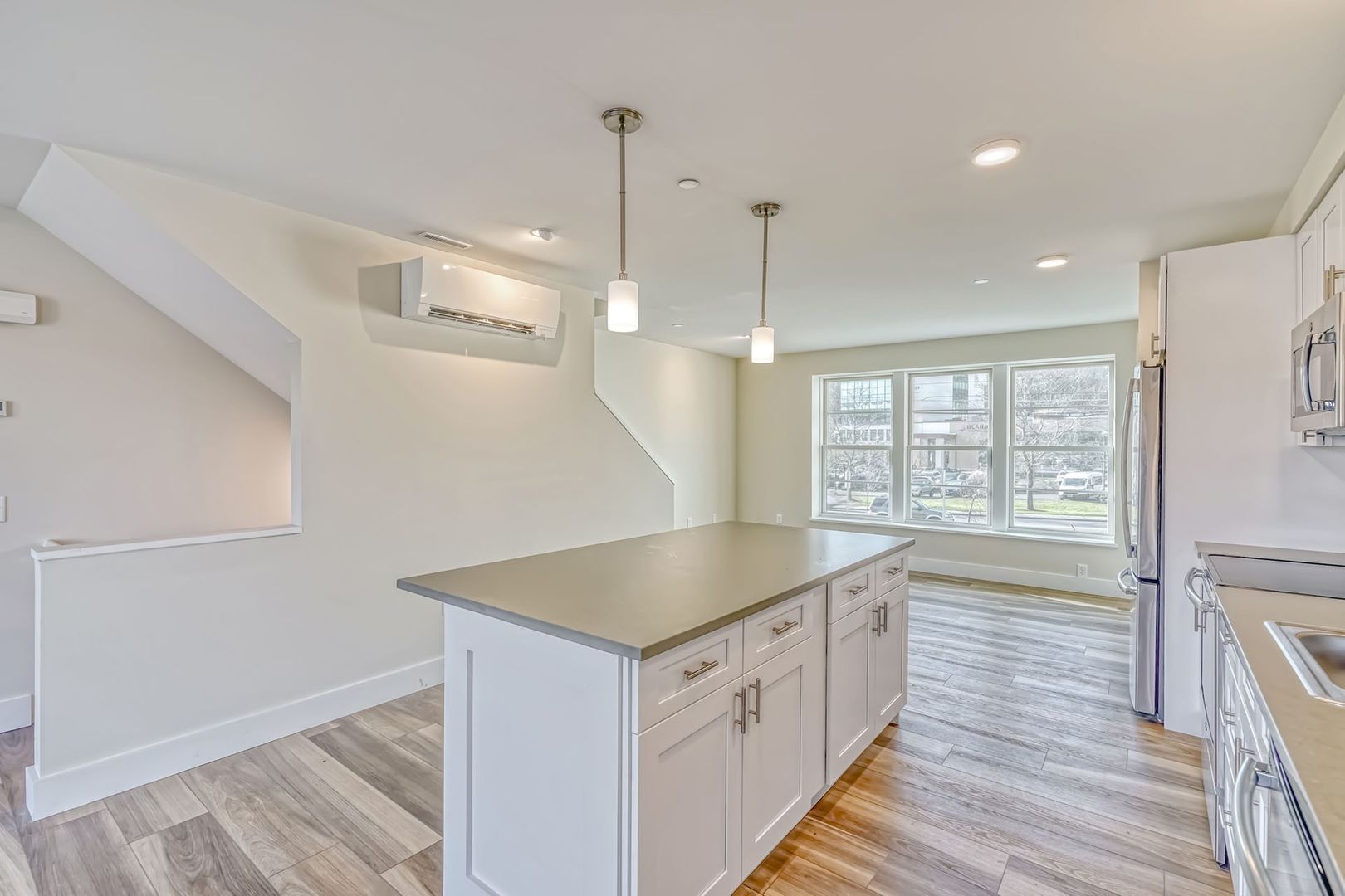 323 Taughannock Boulevard – photo 3