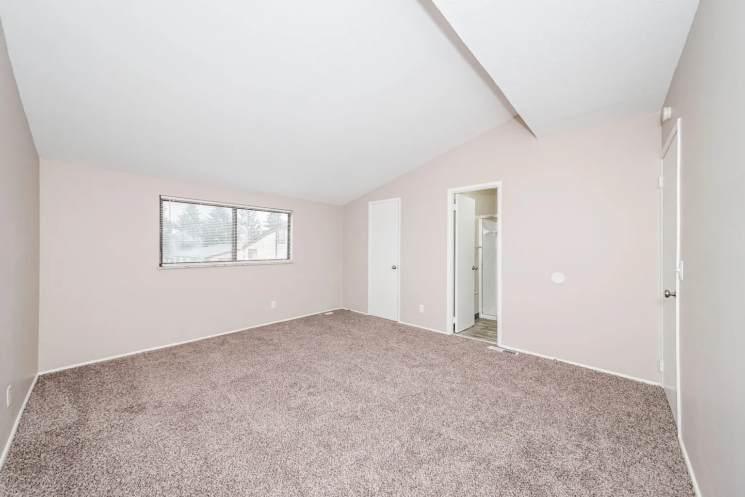 Village Square Townhomes – photo 3