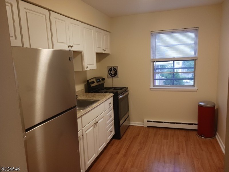48 Gates Ave #C2 – photo 1