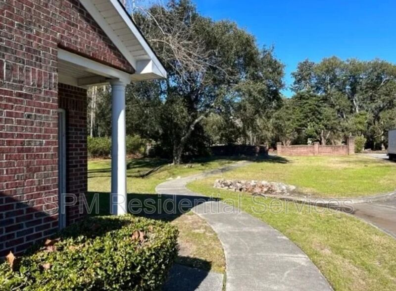 4210 Lake Ave unit 103 – photo 3