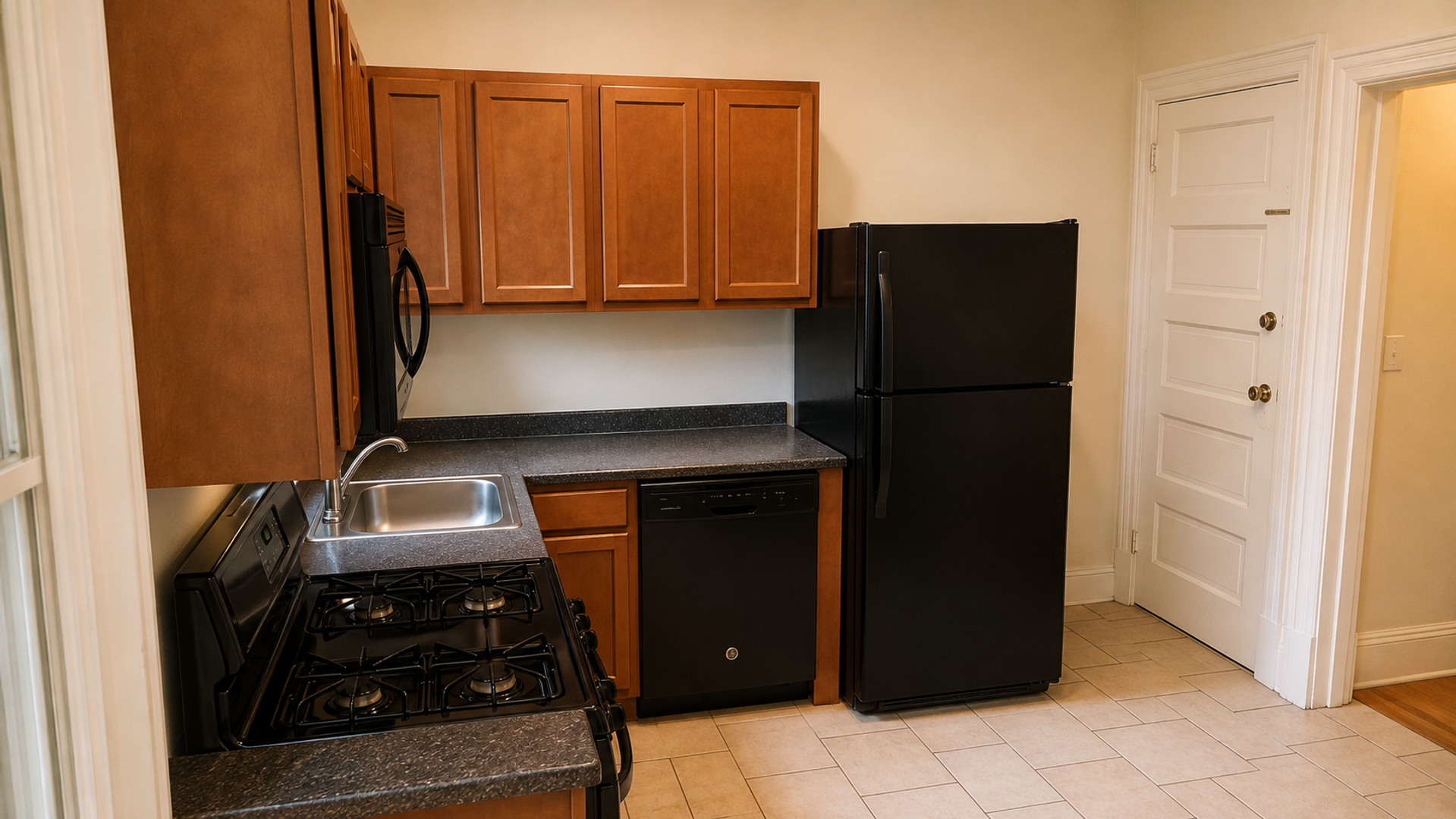 1622 Hatteras St unit #1 – photo 4