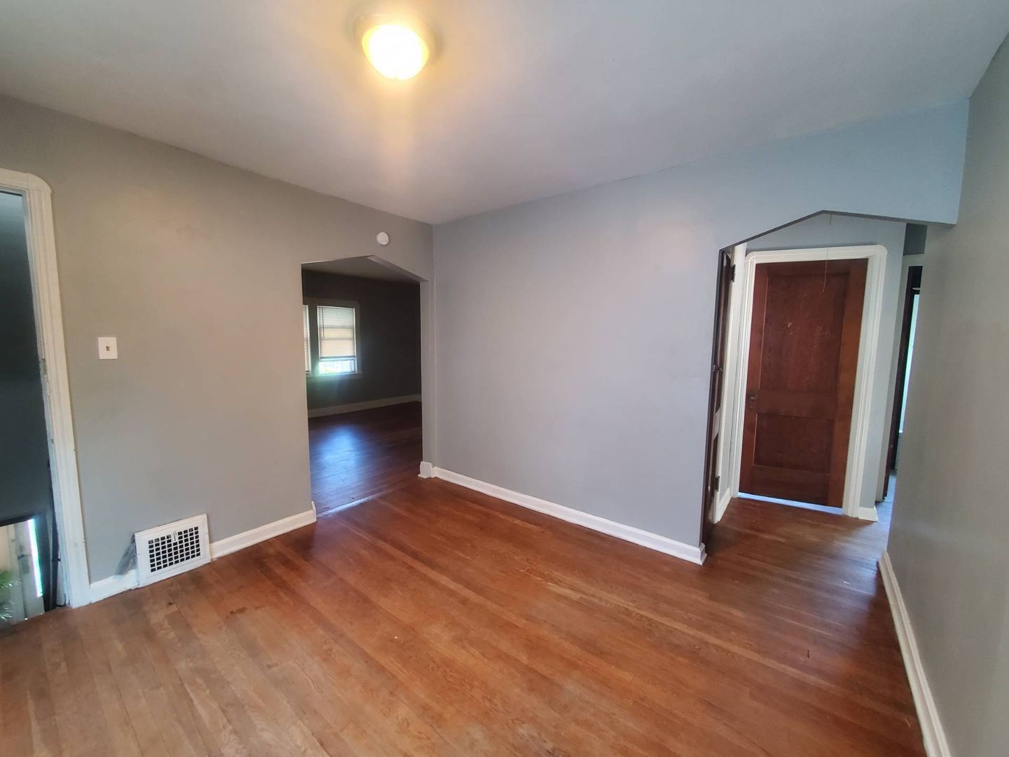 3243 W 115th St unit 3243 W 115 ST UP – photo 4
