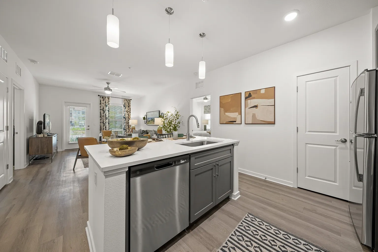 Revello Apartments – photo 1