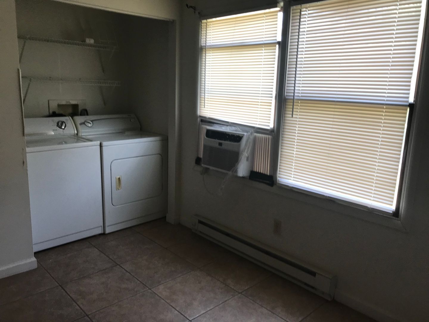 500 W Freeman St unit 4 – photo 3