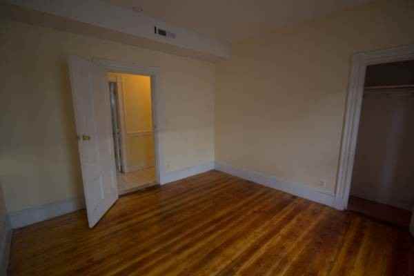 120 Minden St unit 2 – photo 4