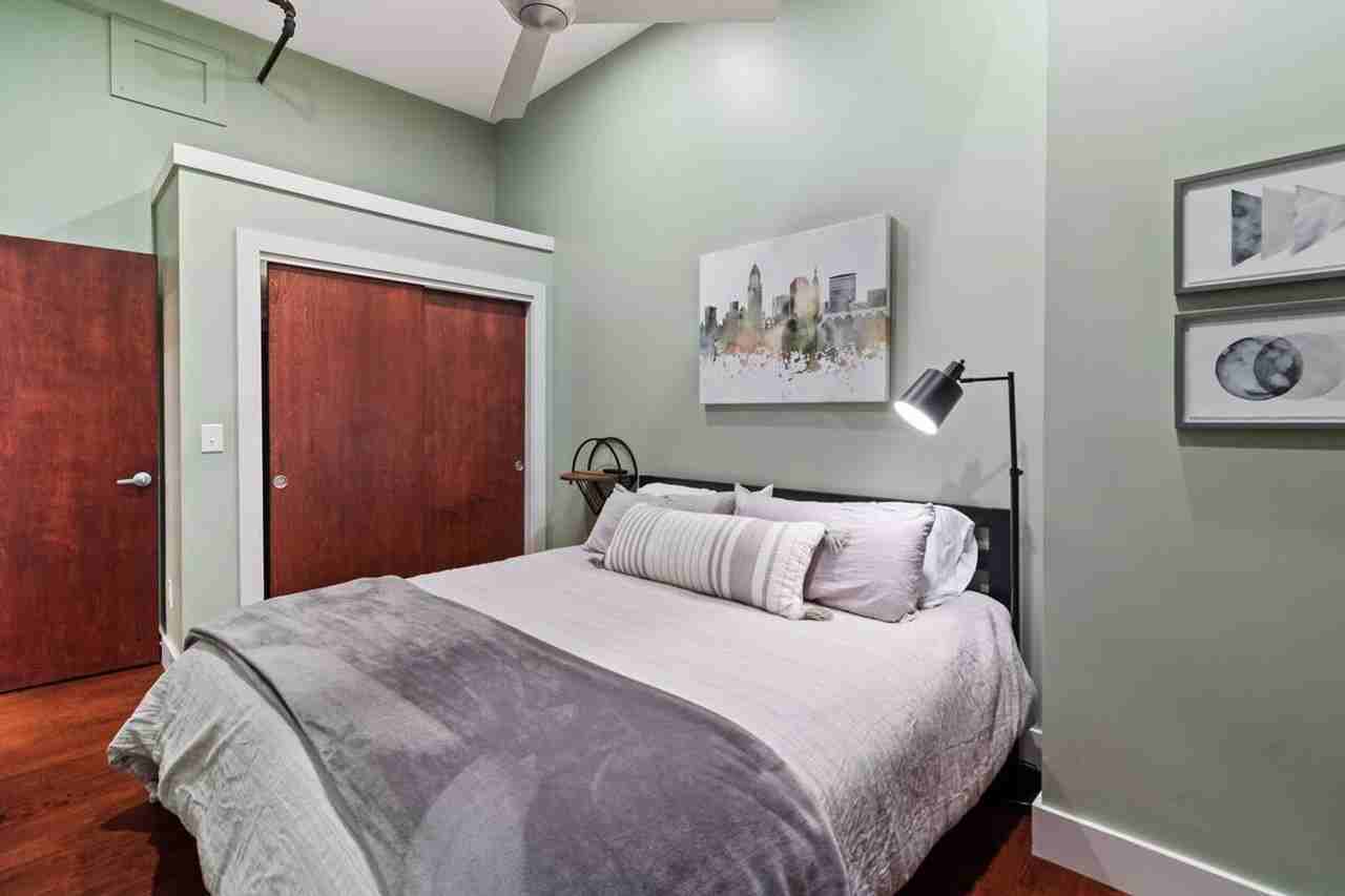 1260 W 4th St unit 1593984P – photo 5