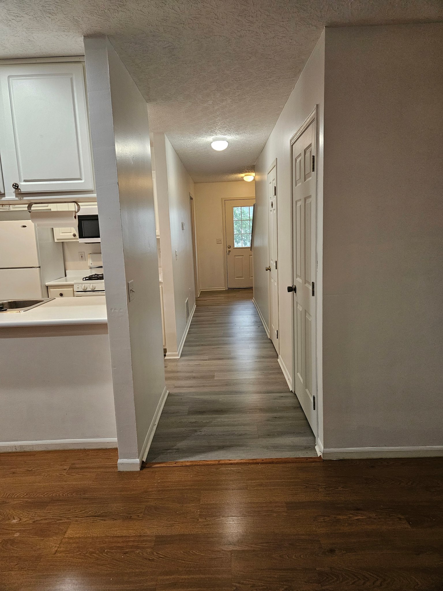 6737 Lagrange Dr – photo 4