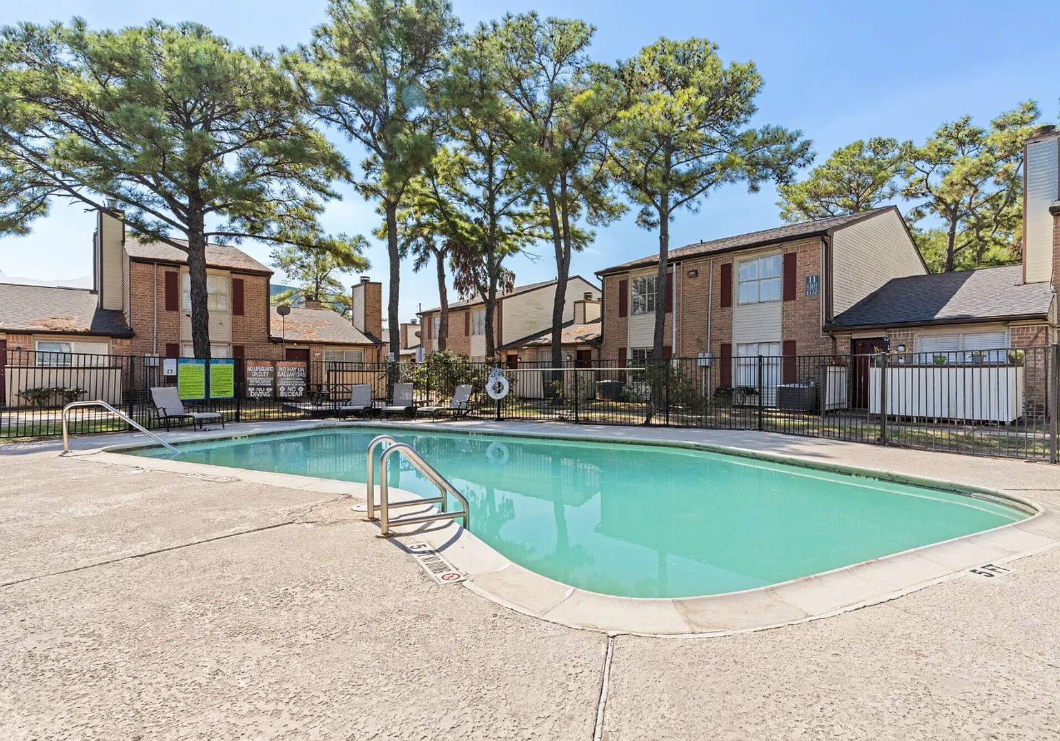 Serena Forest Apartments – photo 2