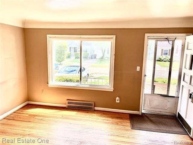 2027 Brockton Ave – photo 4