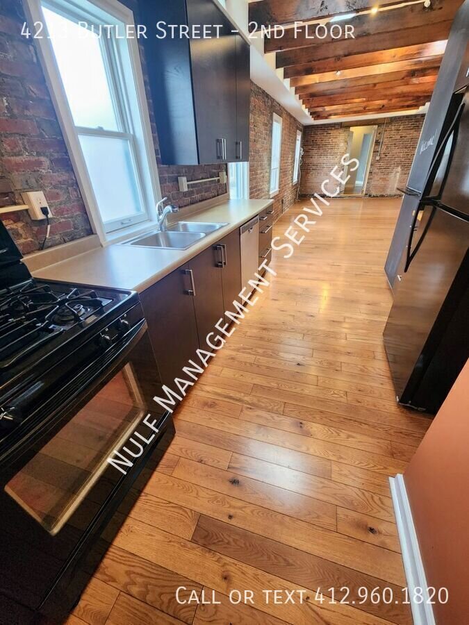 4213 Butler St – photo 2