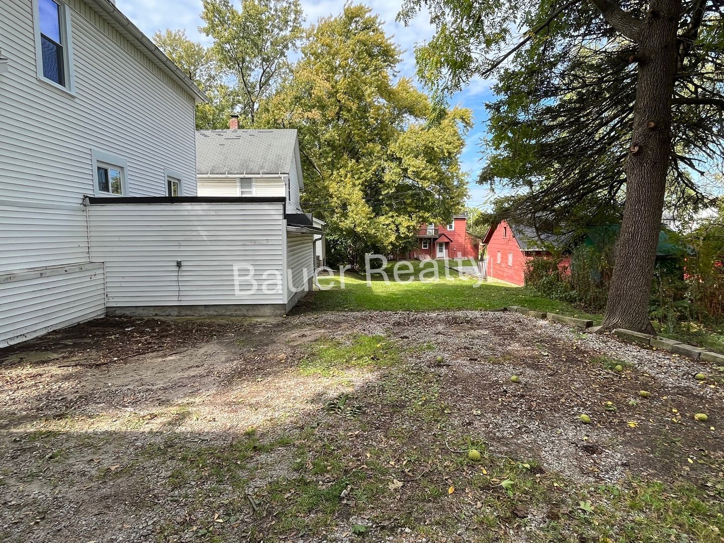 521 Arthur St – photo 5