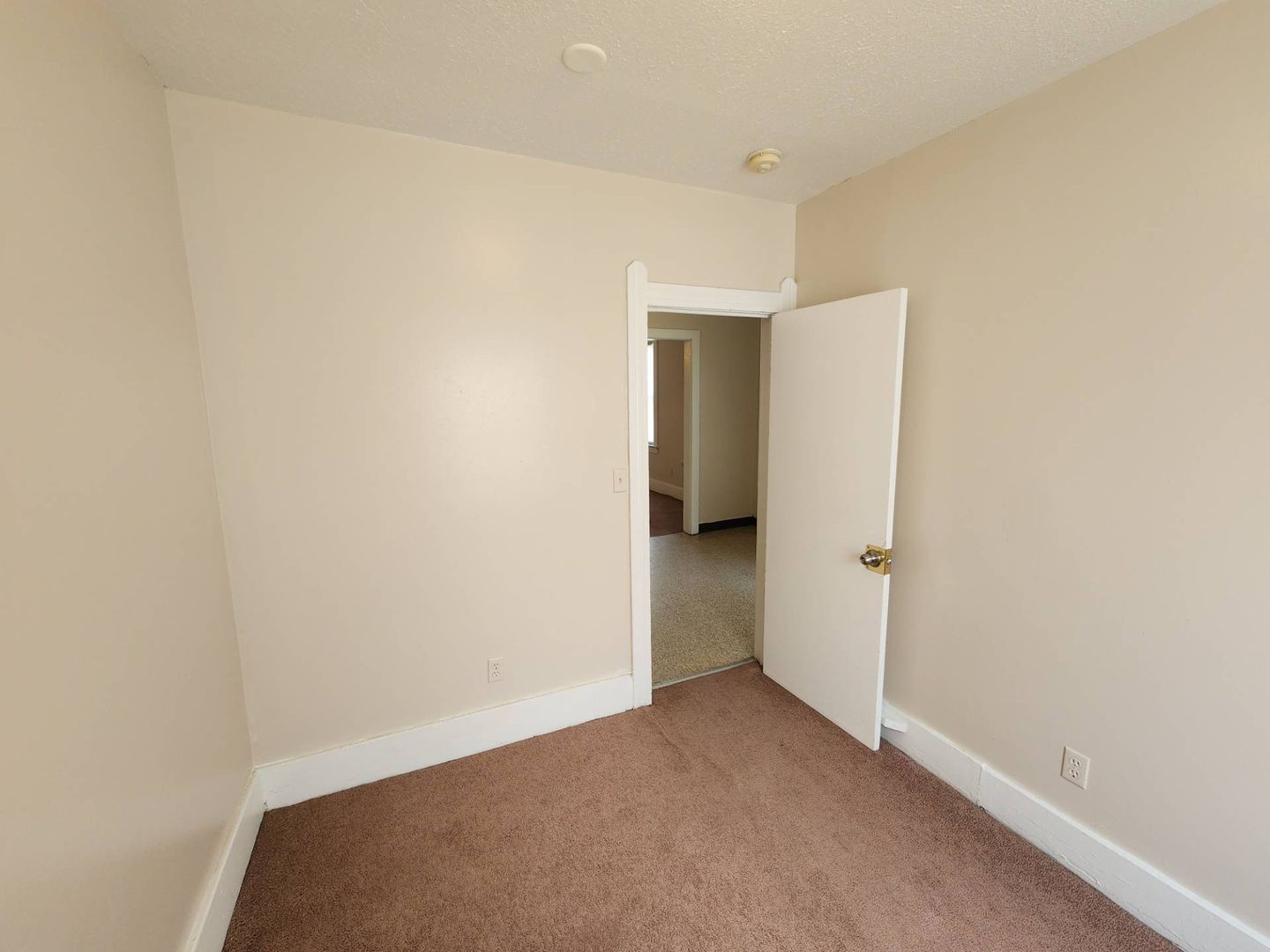 4629 Storer Ave unit Unit 2 – photo 4