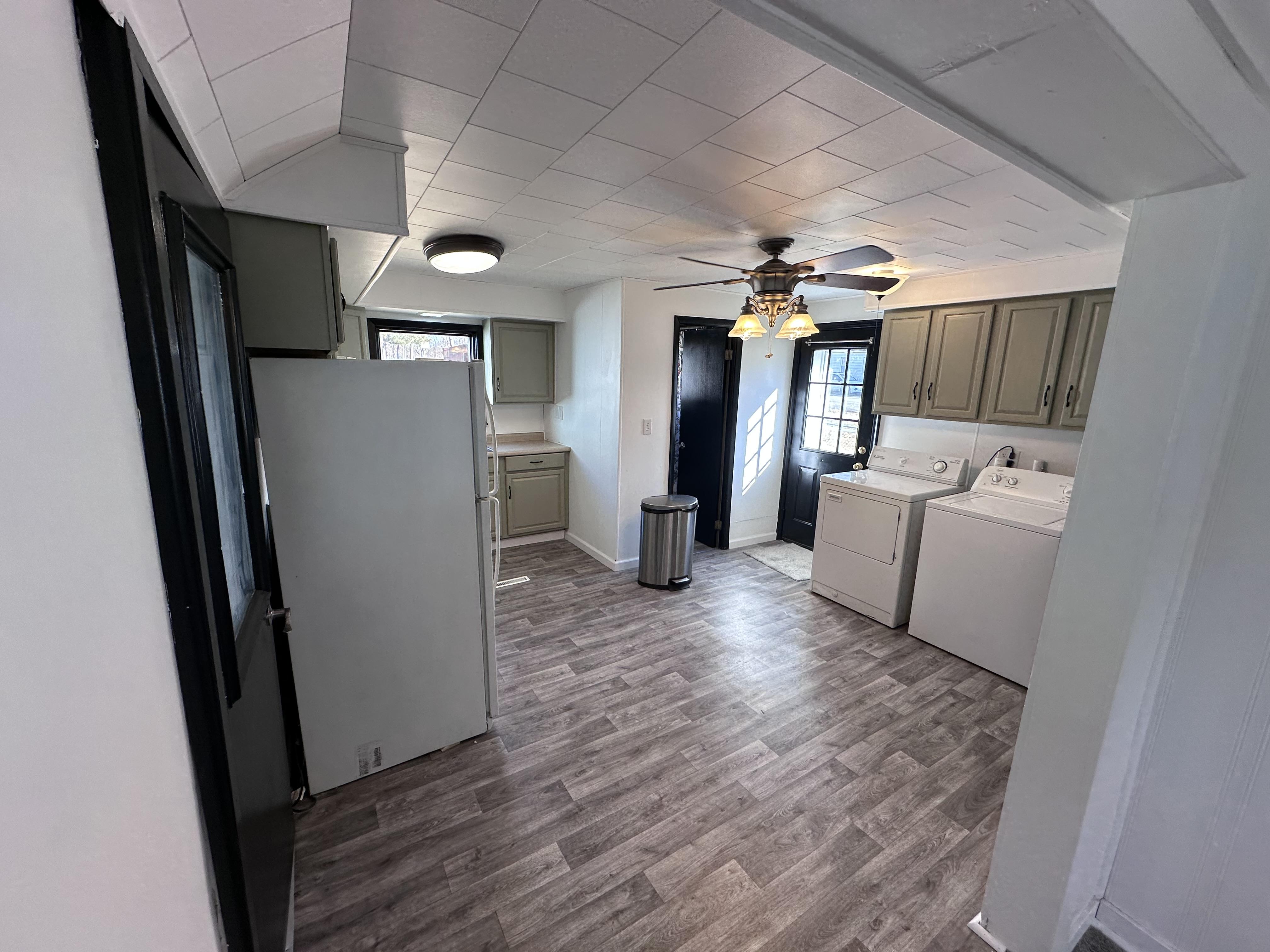 14 Wood St – photo 4
