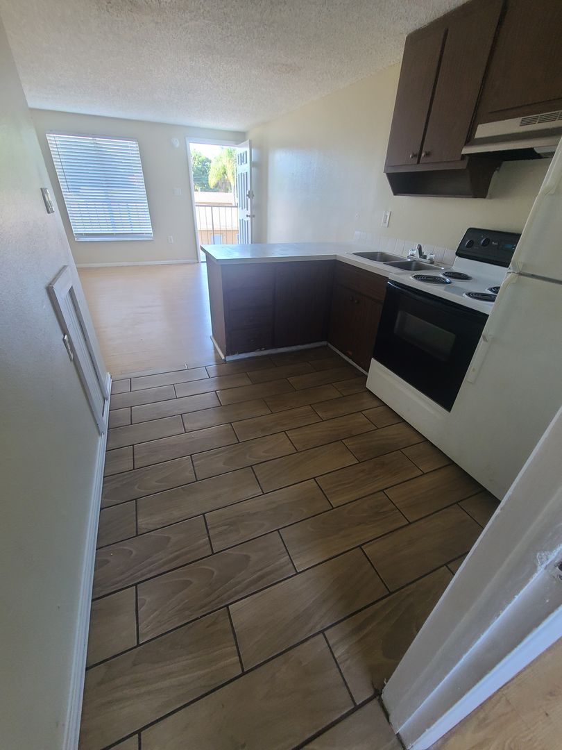 4809 Grand Blvd unit 8 - Grand Professional Center – photo 5