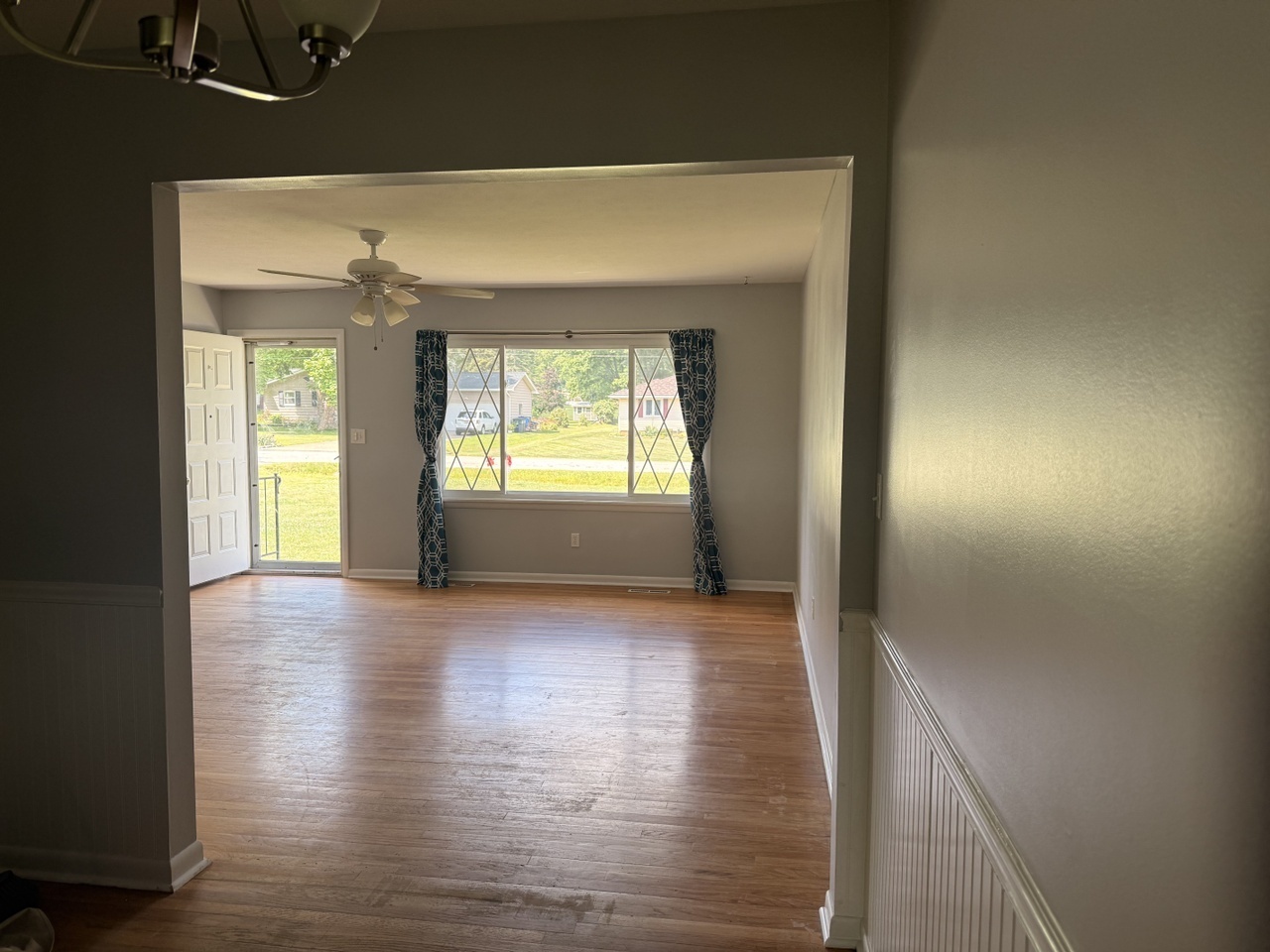 3770 Williams Dr – photo 2