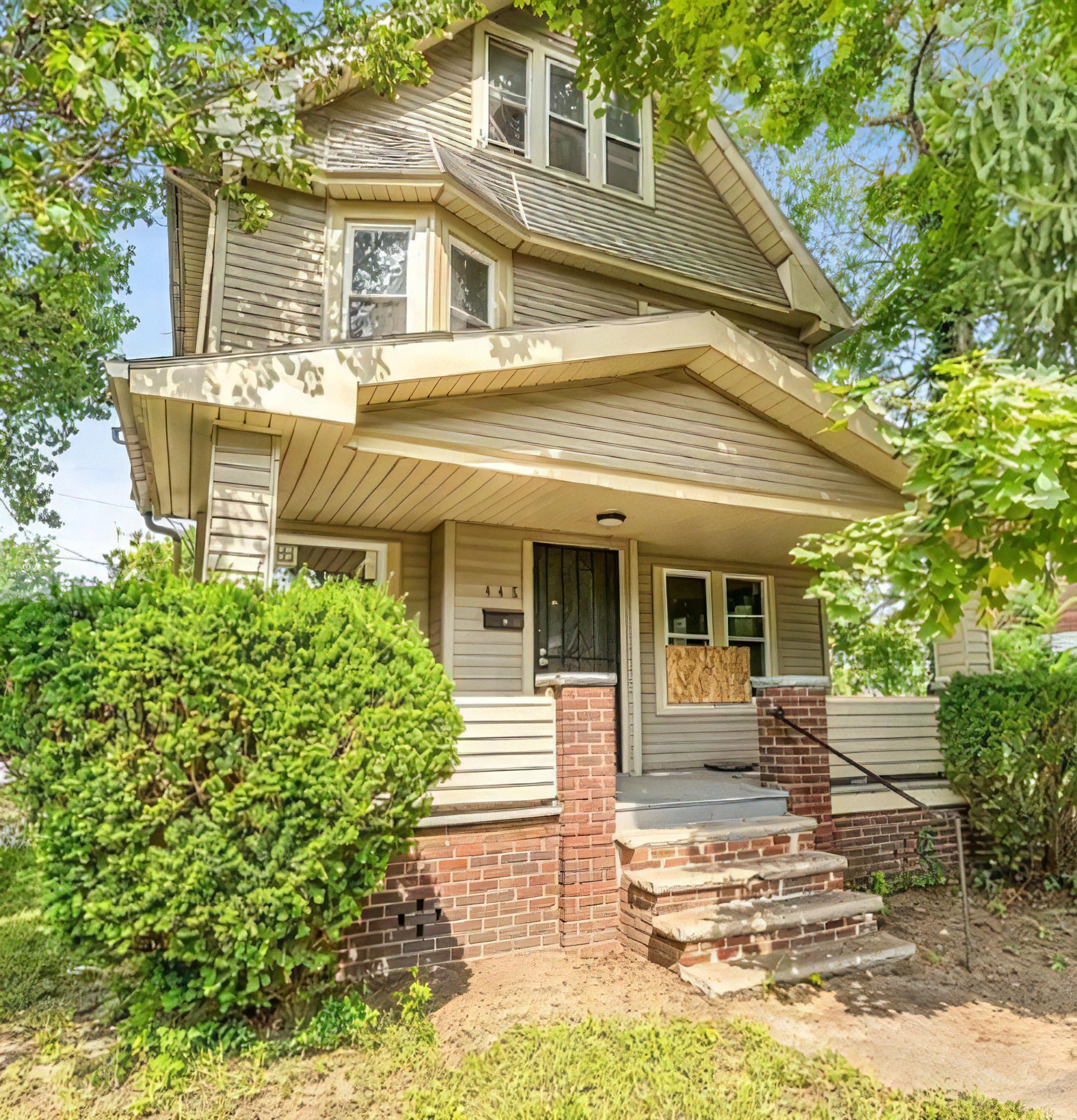 448 E 114th St – photo 1