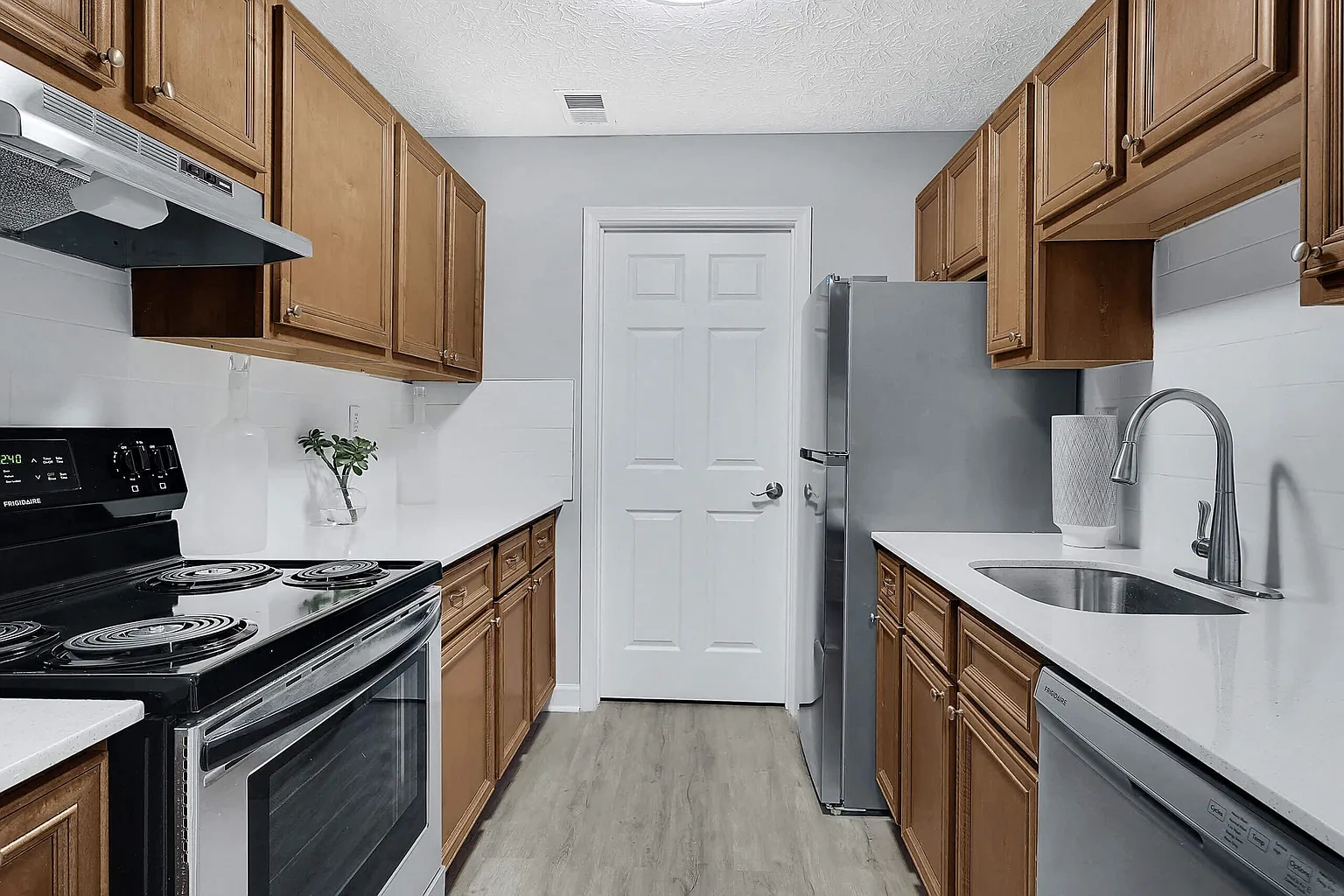 Stonewater Apartments – photo 4