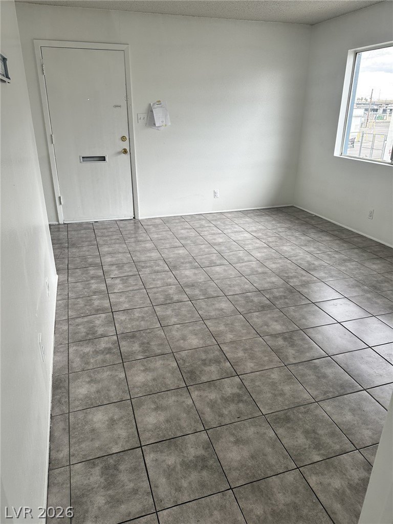 115 W New York Ave #17 – photo 5