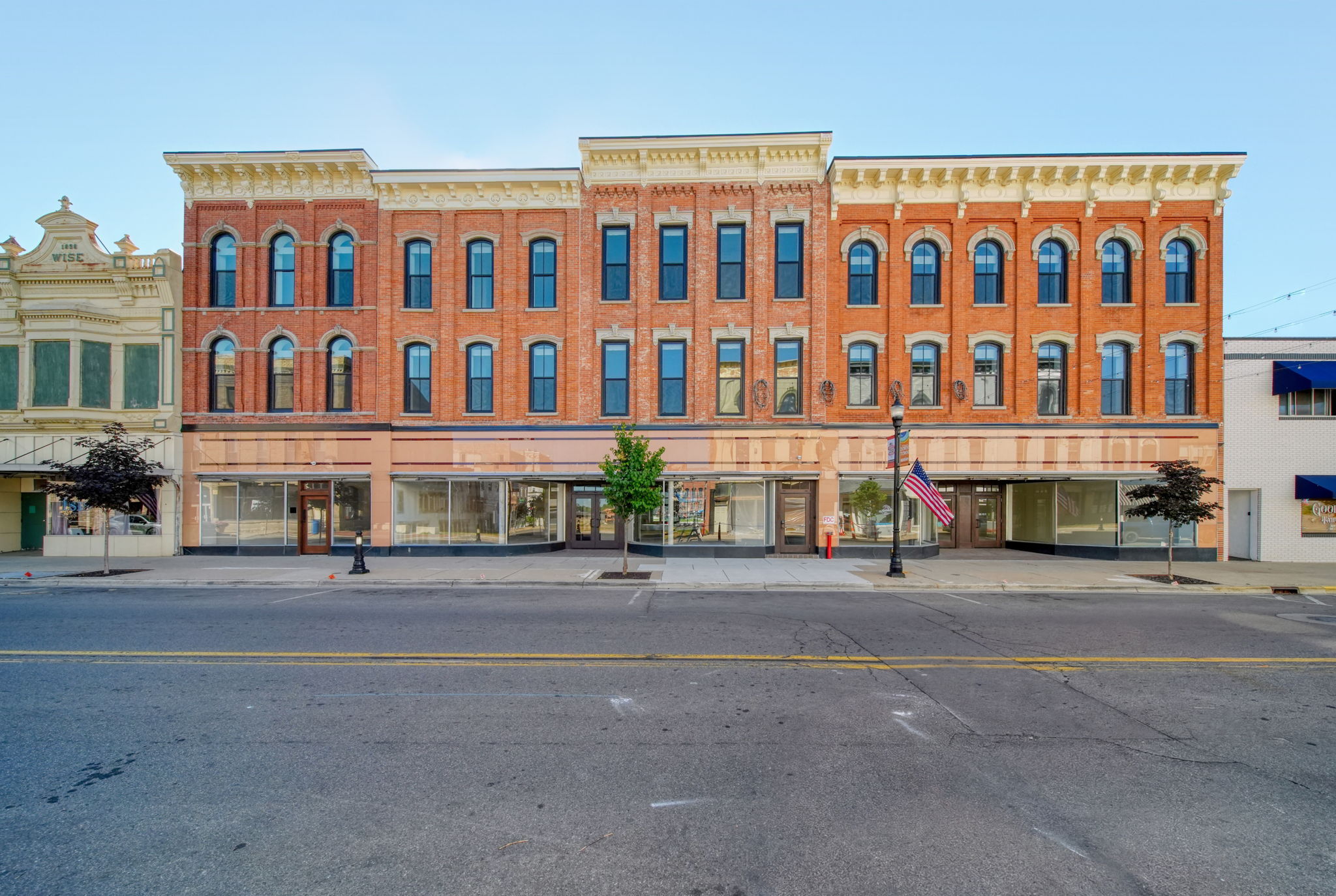 115 S Main St unit 302 – photo 1