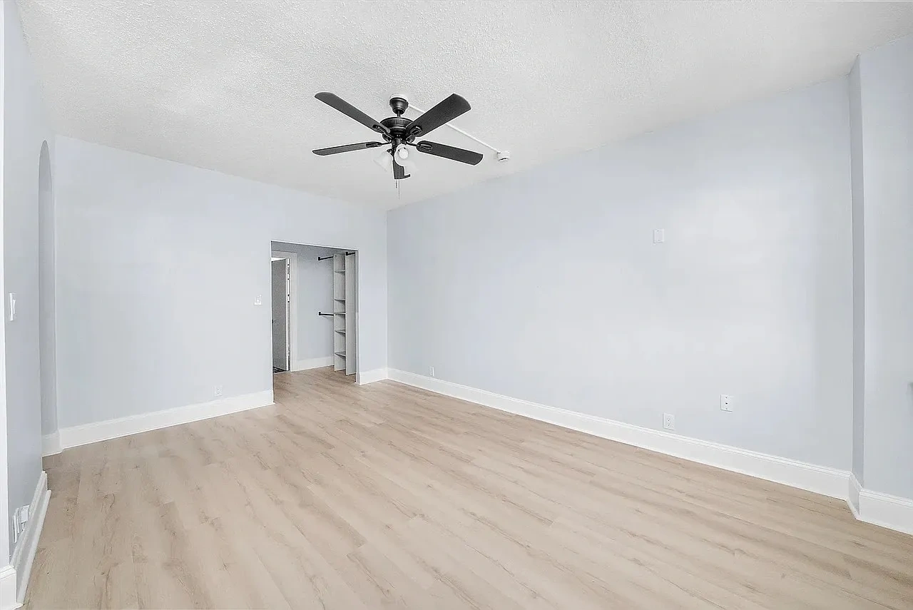 Blackstone Castle - 5135 S Blackstone – Floor plan