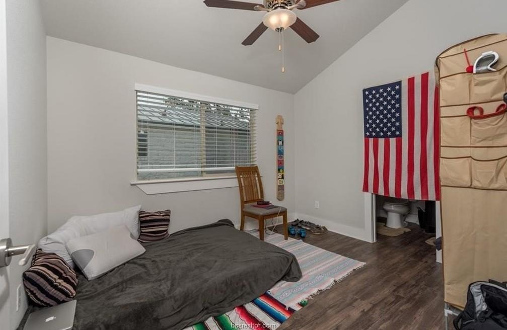 4308 Oaklawn St – photo 2
