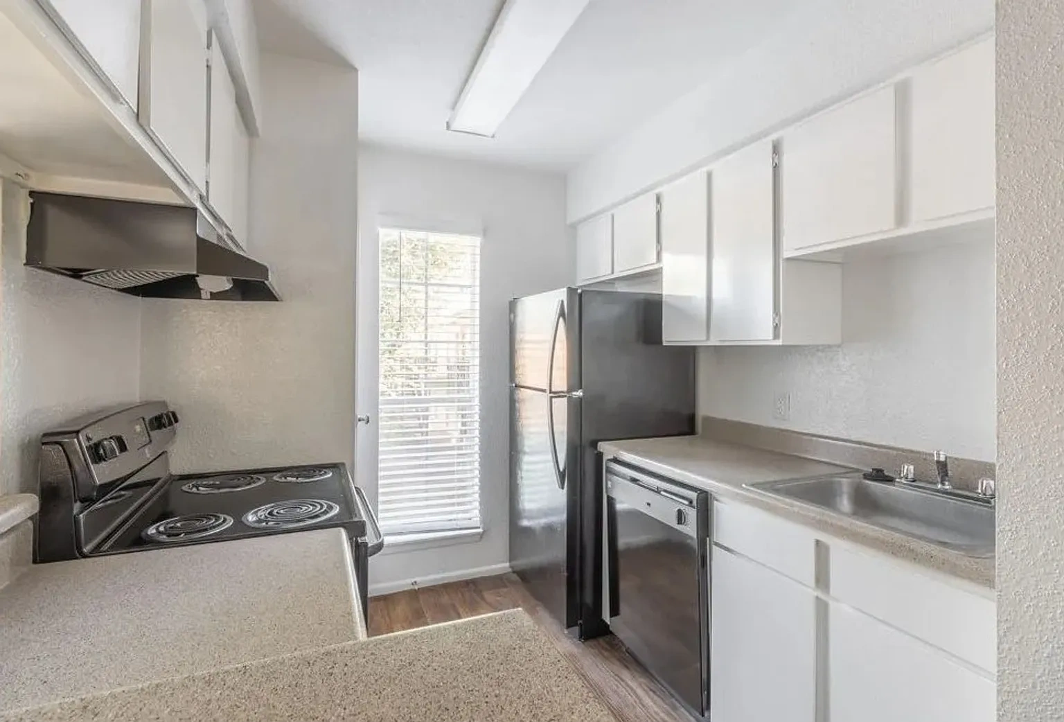 Rockridge Station Apartments – photo 5