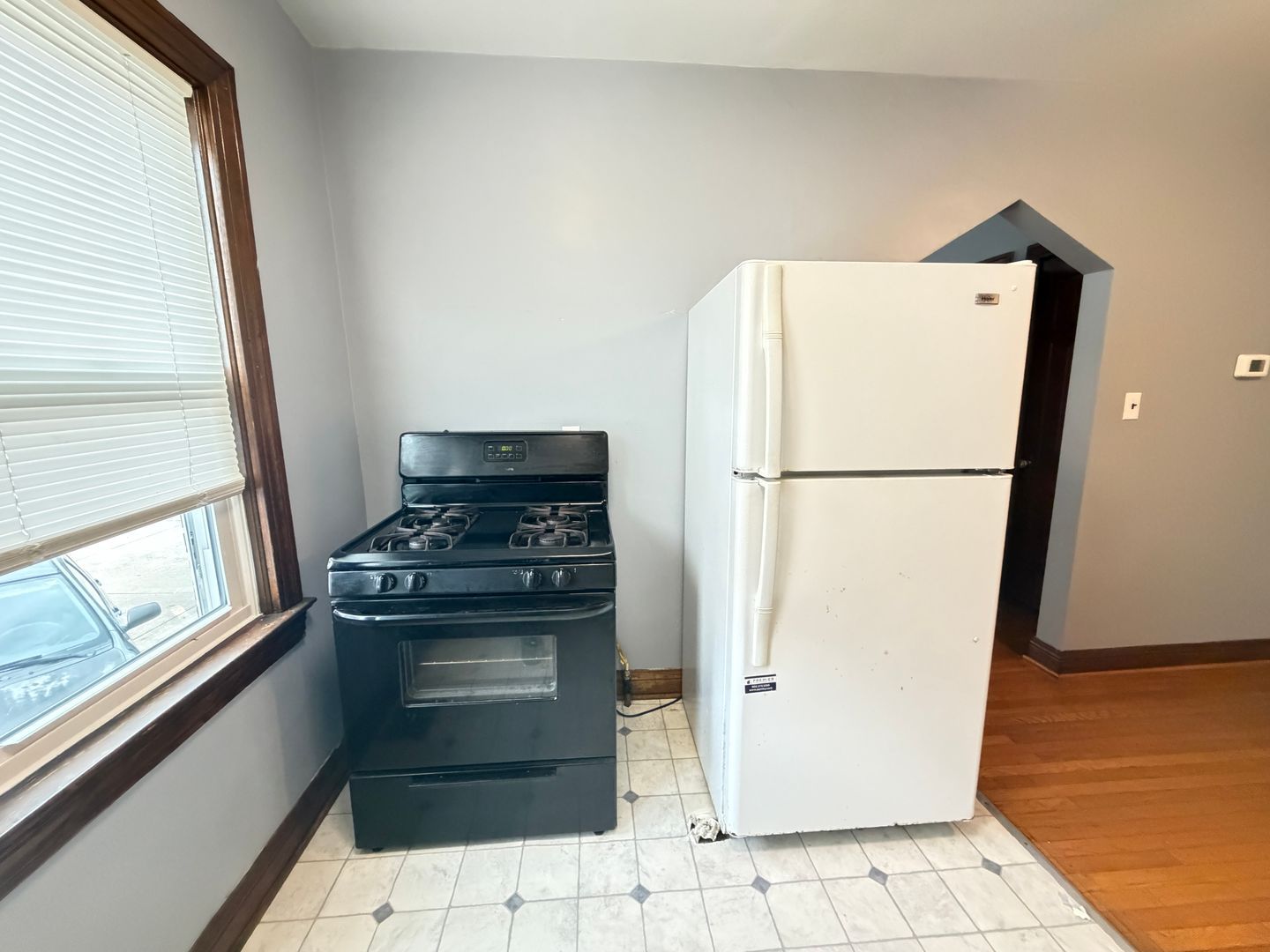 307 Kingston Ave unit 307 Kingston Ave - Unit A – photo 4