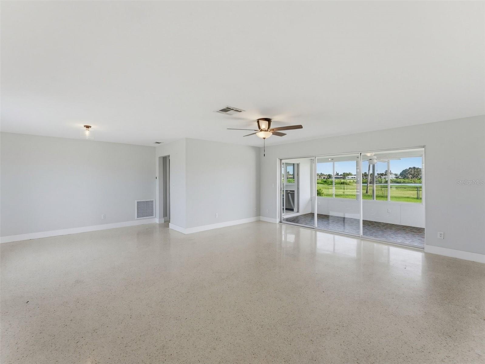 4044 Headsail Dr – photo 4