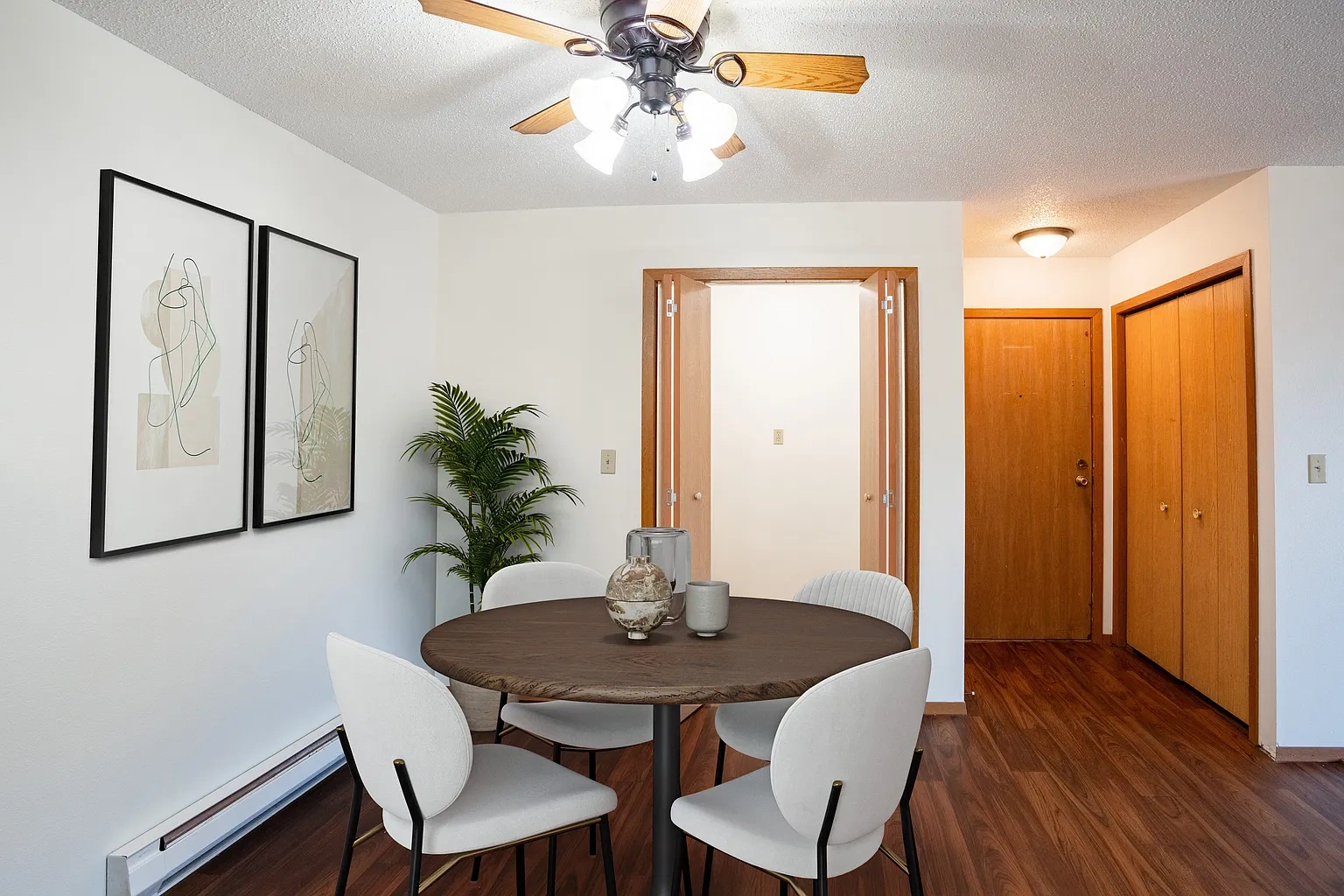Kentwood Manor – photo 3