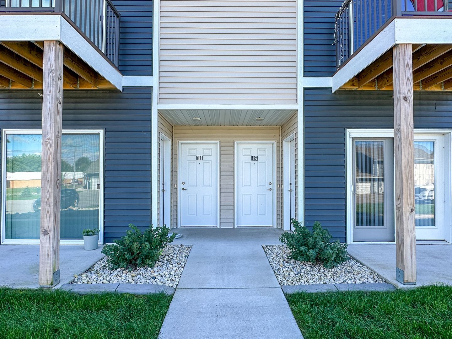 121 Givens Rd unit HO 129-17 – photo 2