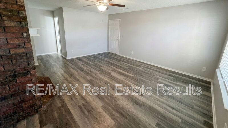 4416 Acoma St – photo 5