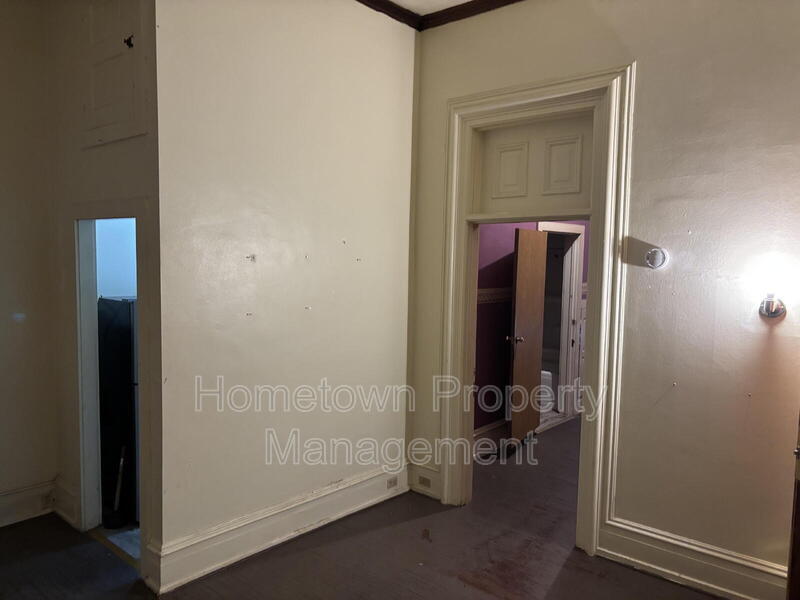 319 E Sunbury St unit 1A – photo 2