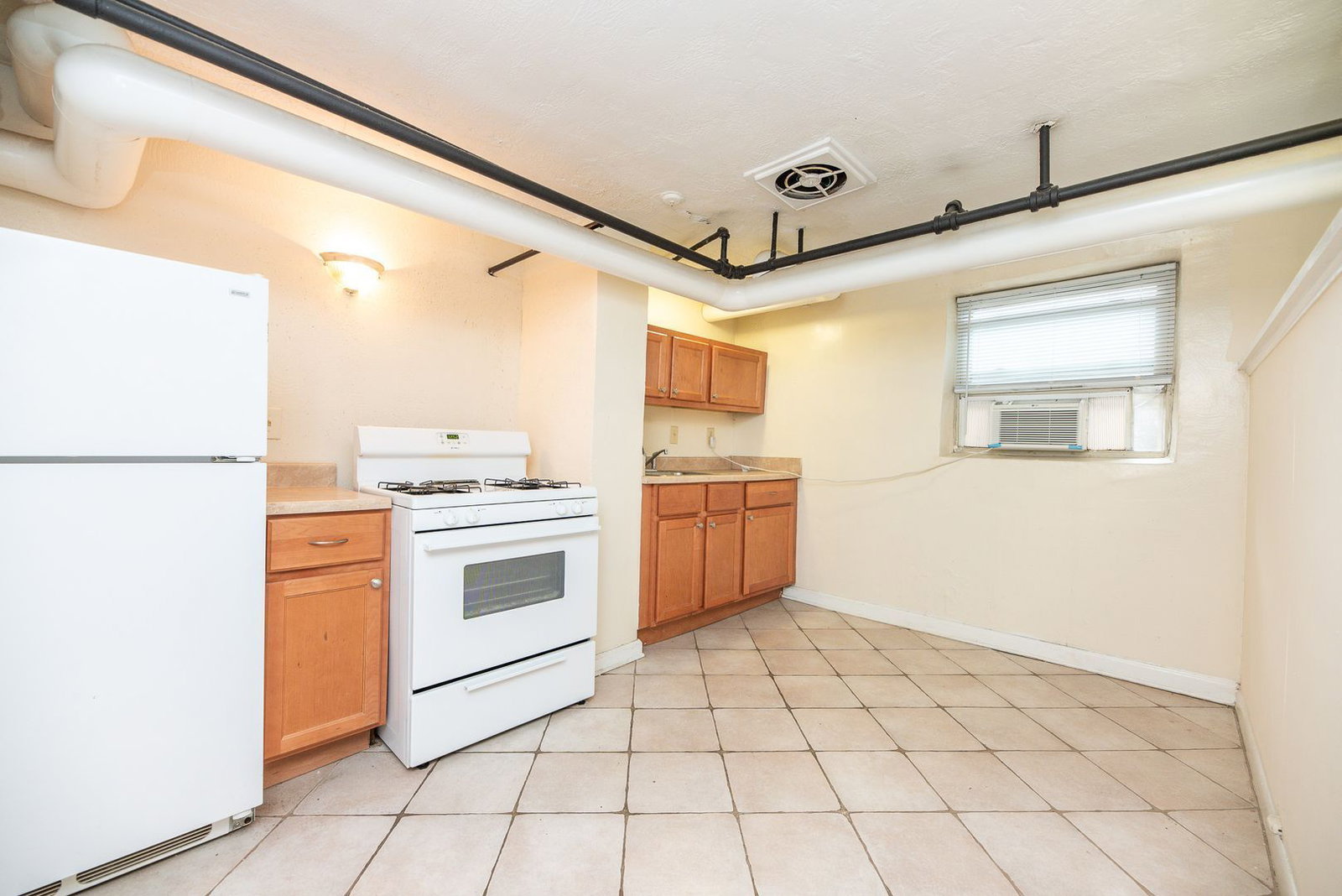 2802 Digby Ave unit 9 – photo 2
