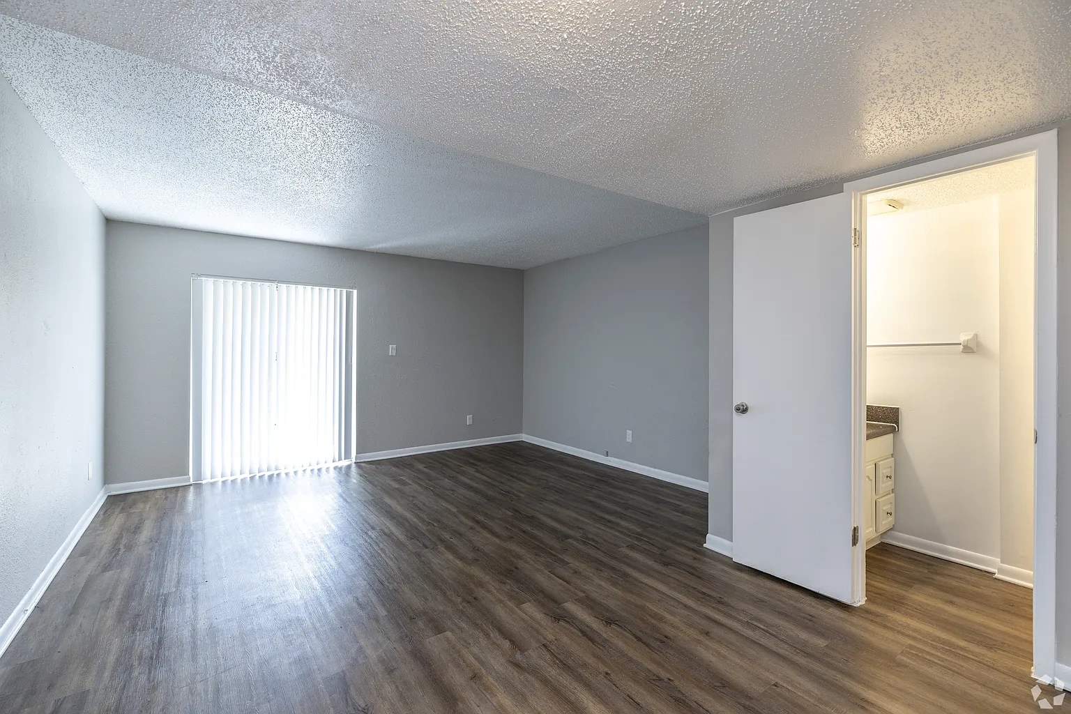 Valley View Town & Garden Homes – photo 1