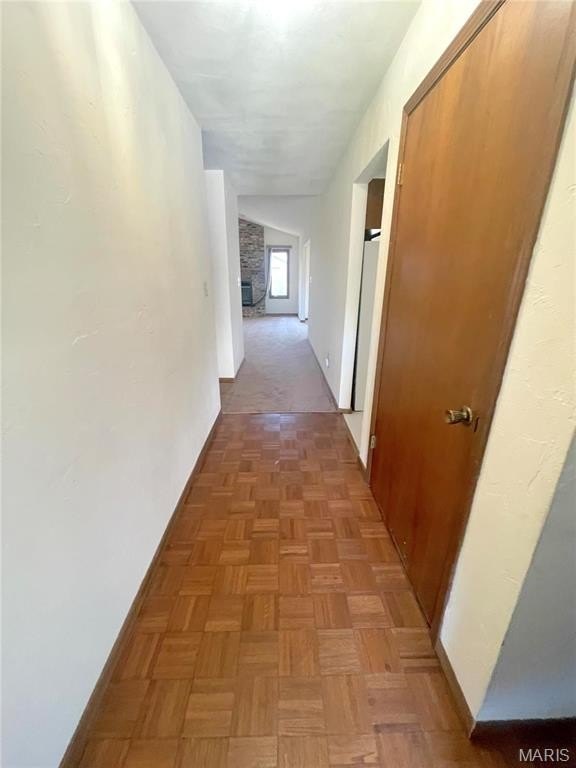 301 Brian Dr – photo 2