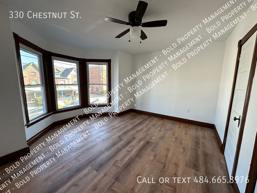 330 Chestnut St – photo 4